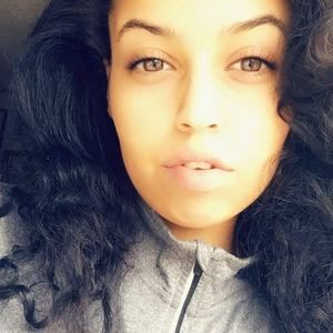 Meet your Posher, Michaela